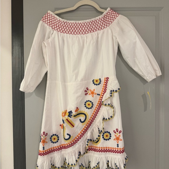 Tularosa Dresses & Skirts - Tularosa White Off-Shoulder Dress with Red and Yellow Embroidery